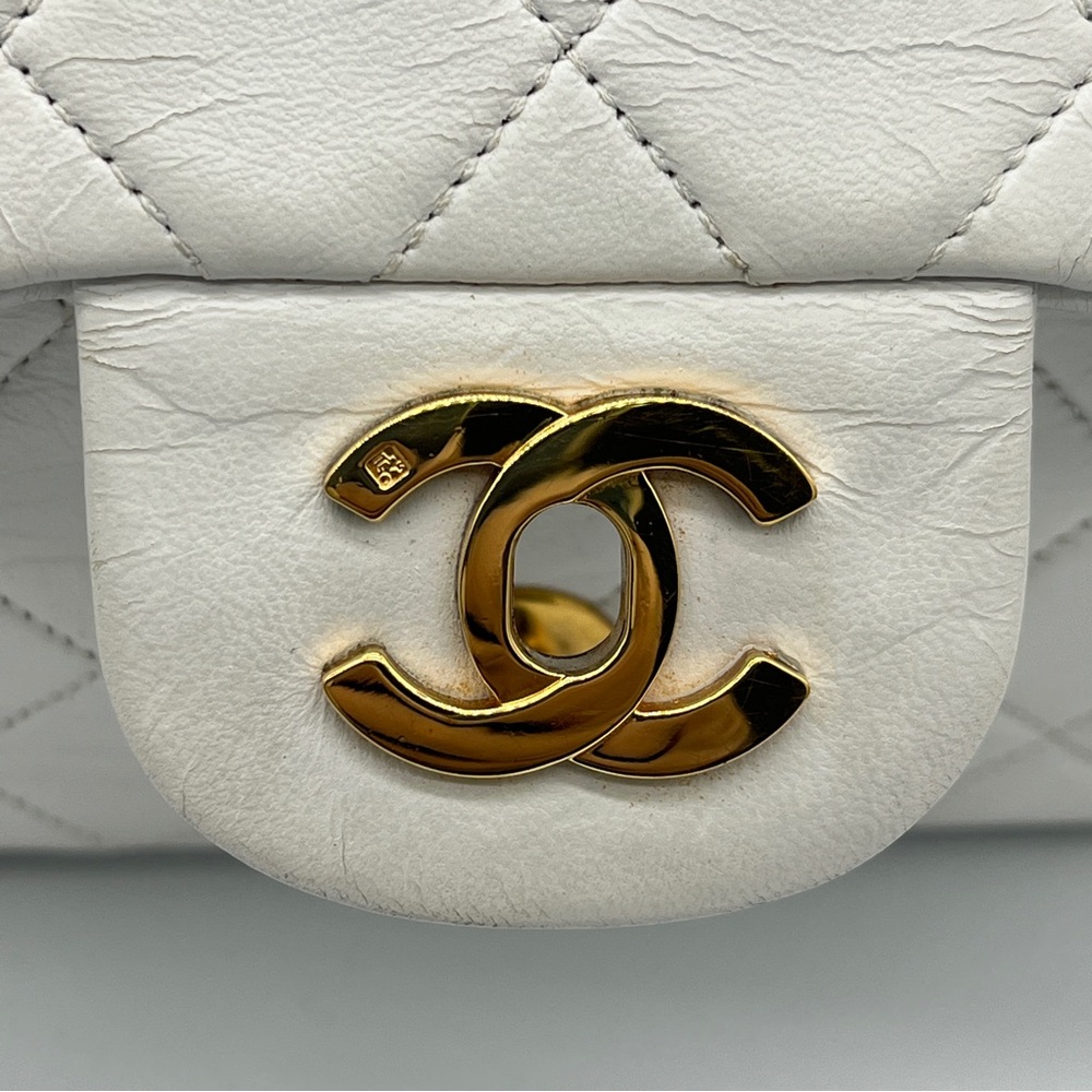 Chanel Classic Double Flap bag - Picture 13 of 15